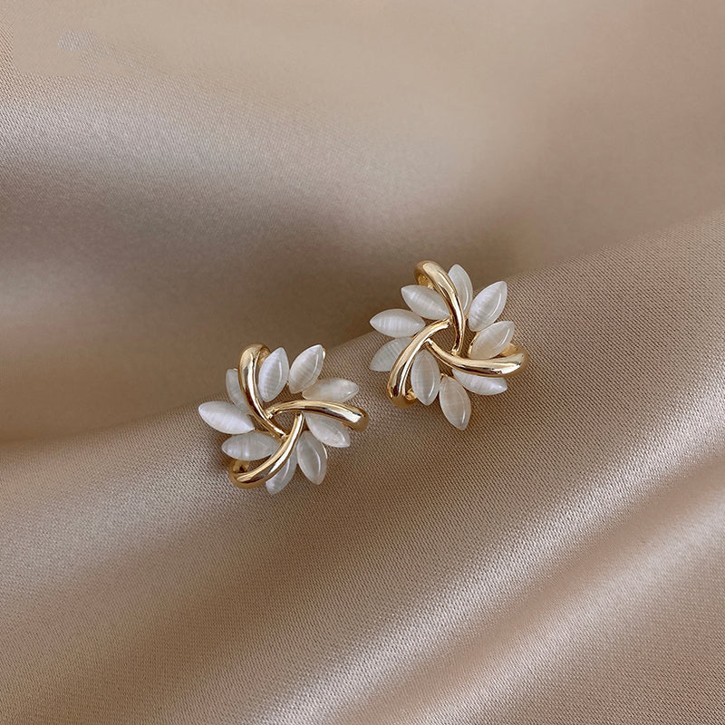 Elegant Cat’s Eye Flower Geometric Earrings