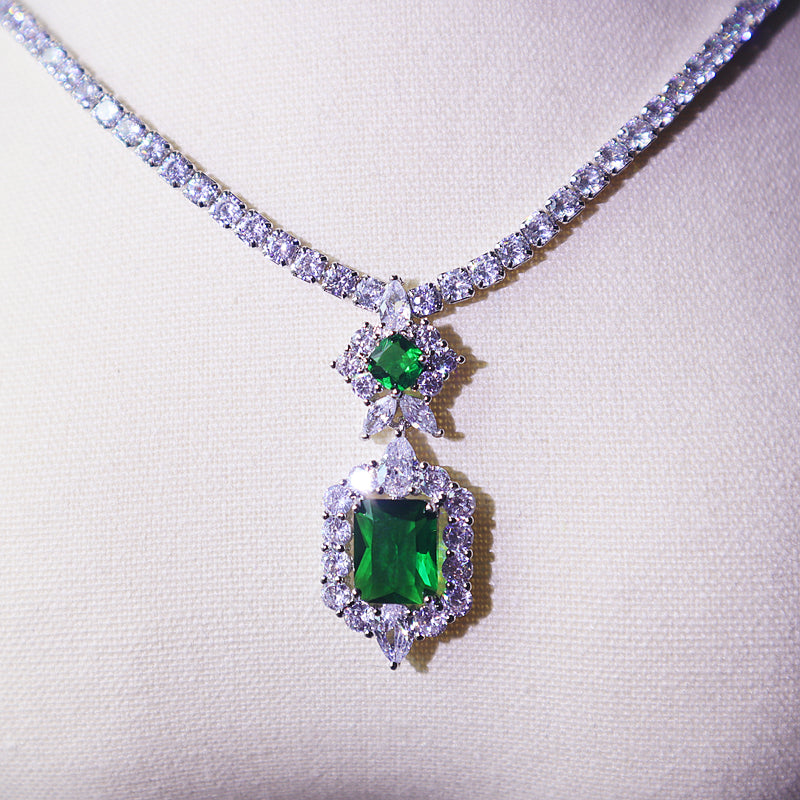 Dark Green Pendant Jewelry Set – Elegant Necklace & Earrings for Women