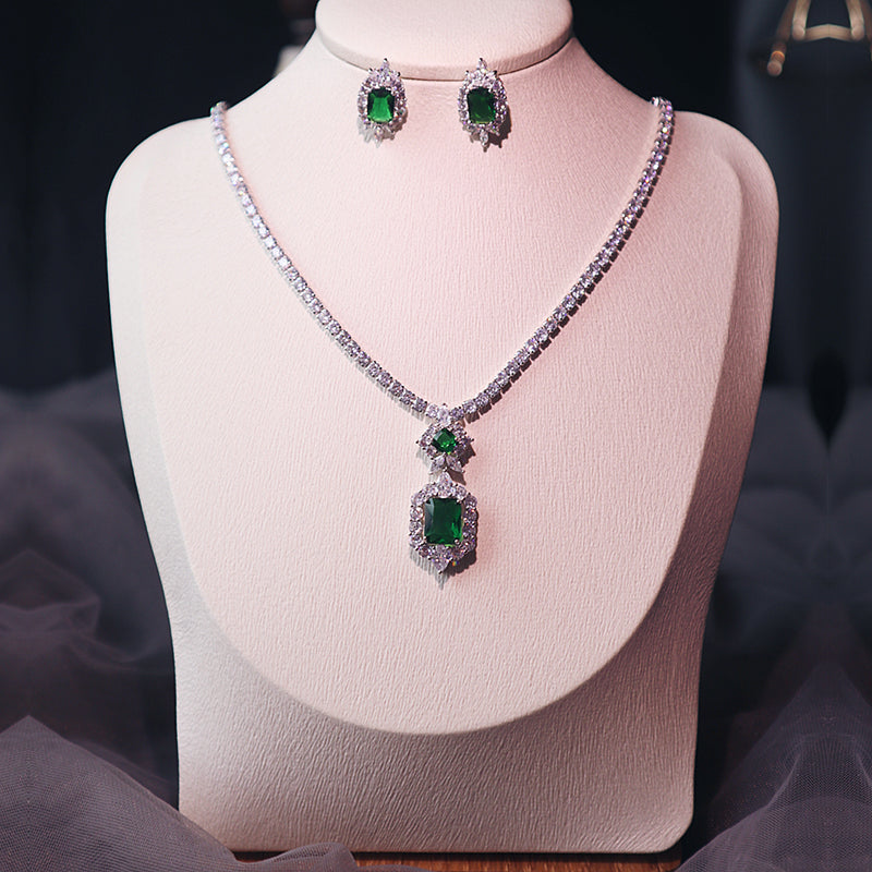 Dark Green Pendant Jewelry Set – Elegant Necklace & Earrings for Women