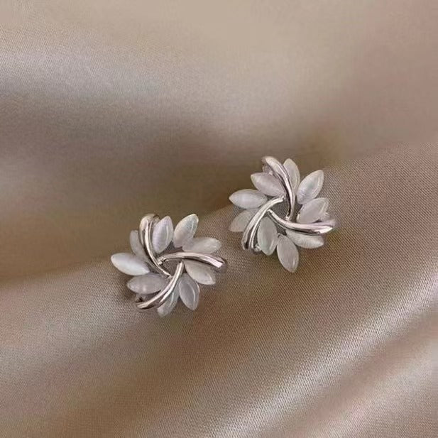 Elegant Cat’s Eye Flower Geometric Earrings