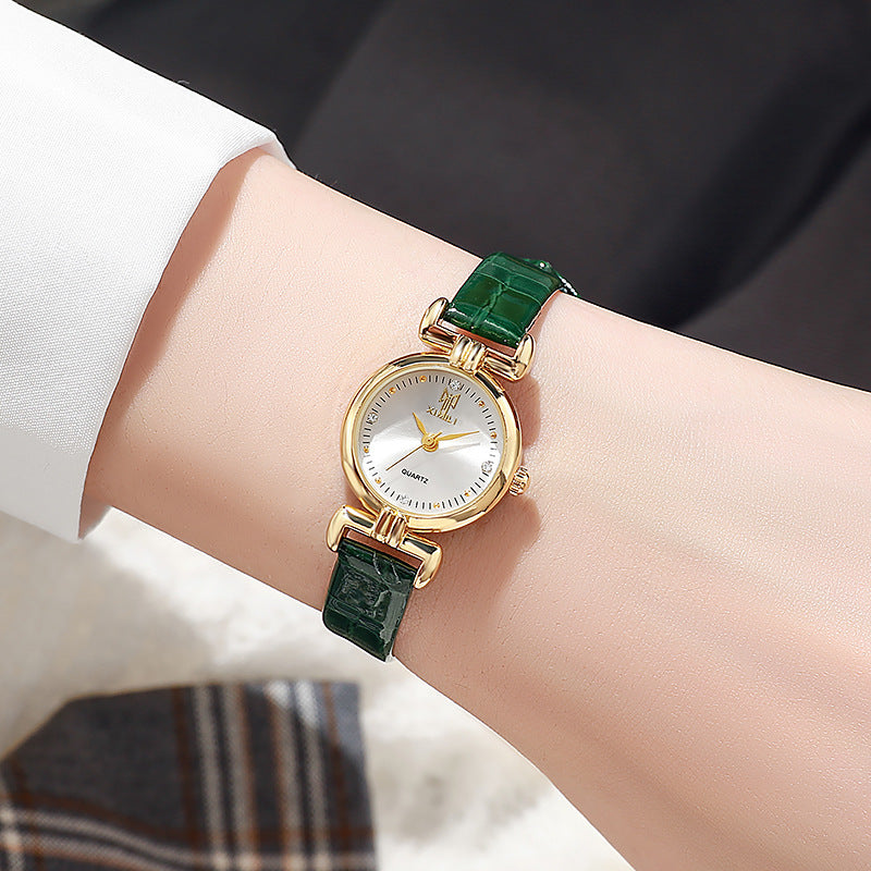 Retro Style Lightweight Quartz Watch for Women Elegant Vintage Fashion Wristwatch
